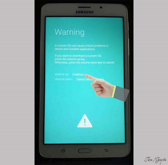 Giảm âm lượng + Home + Nguồn sẽ được như hình.